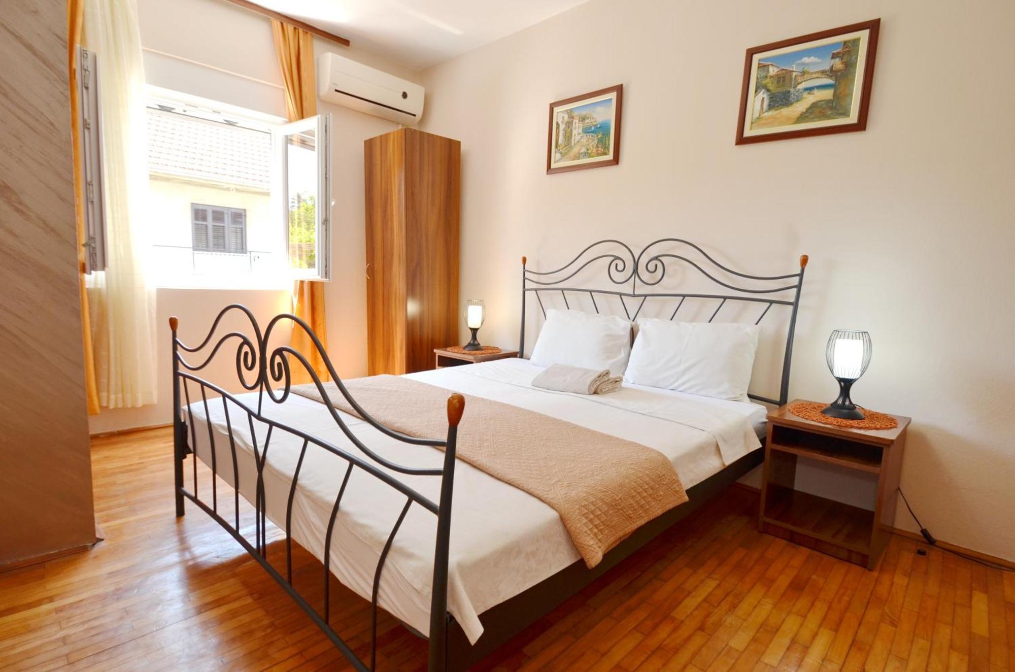 Stradioti Apartments Tivat Extérieur photo